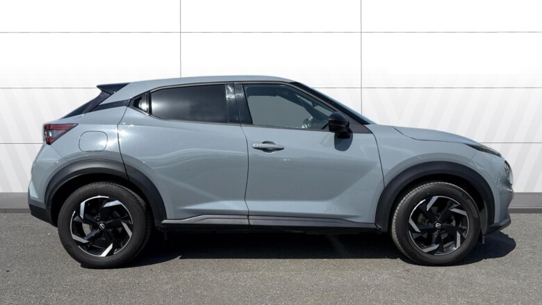Nissan Juke 1.0 DiG-T 114 N-Connecta 5dr DCT Petrol Hatchback